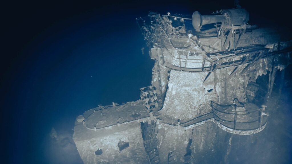 海底で発見された空母赤城