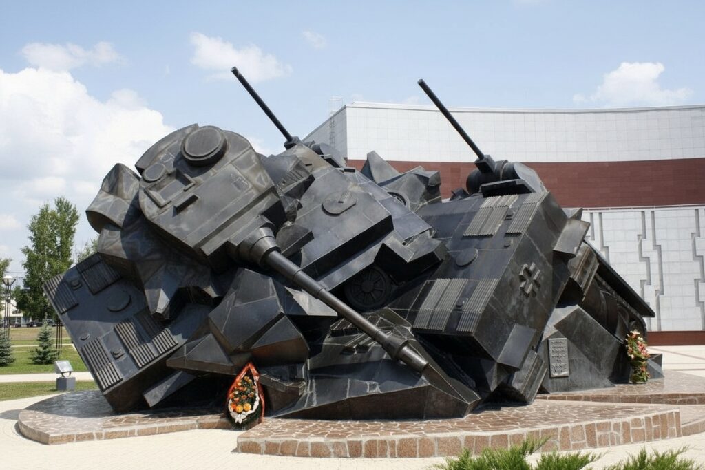 プロホロフカ慰霊碑