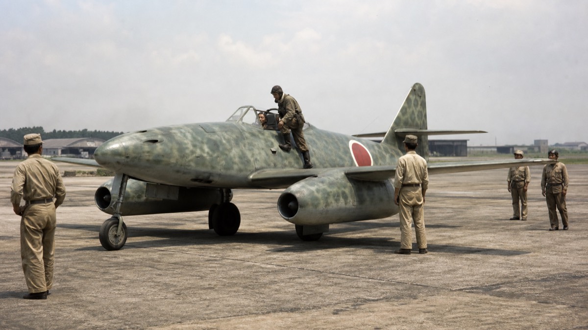 1945年8月の木更津飛行場で試験準備中の橘花イメージ