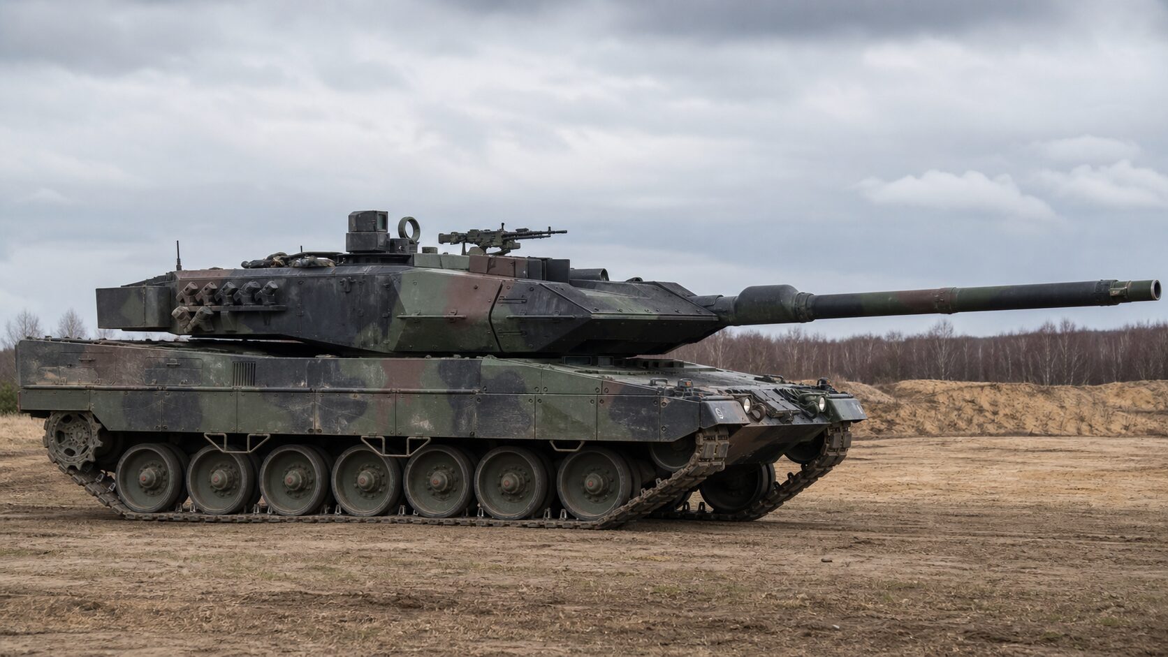 訓練場を走行するレオパルト2A6