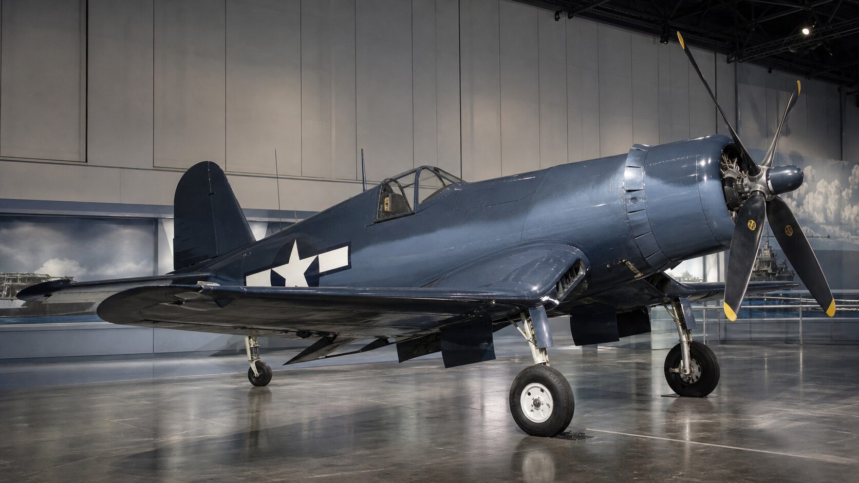 博物館で保存されるF4U-1D