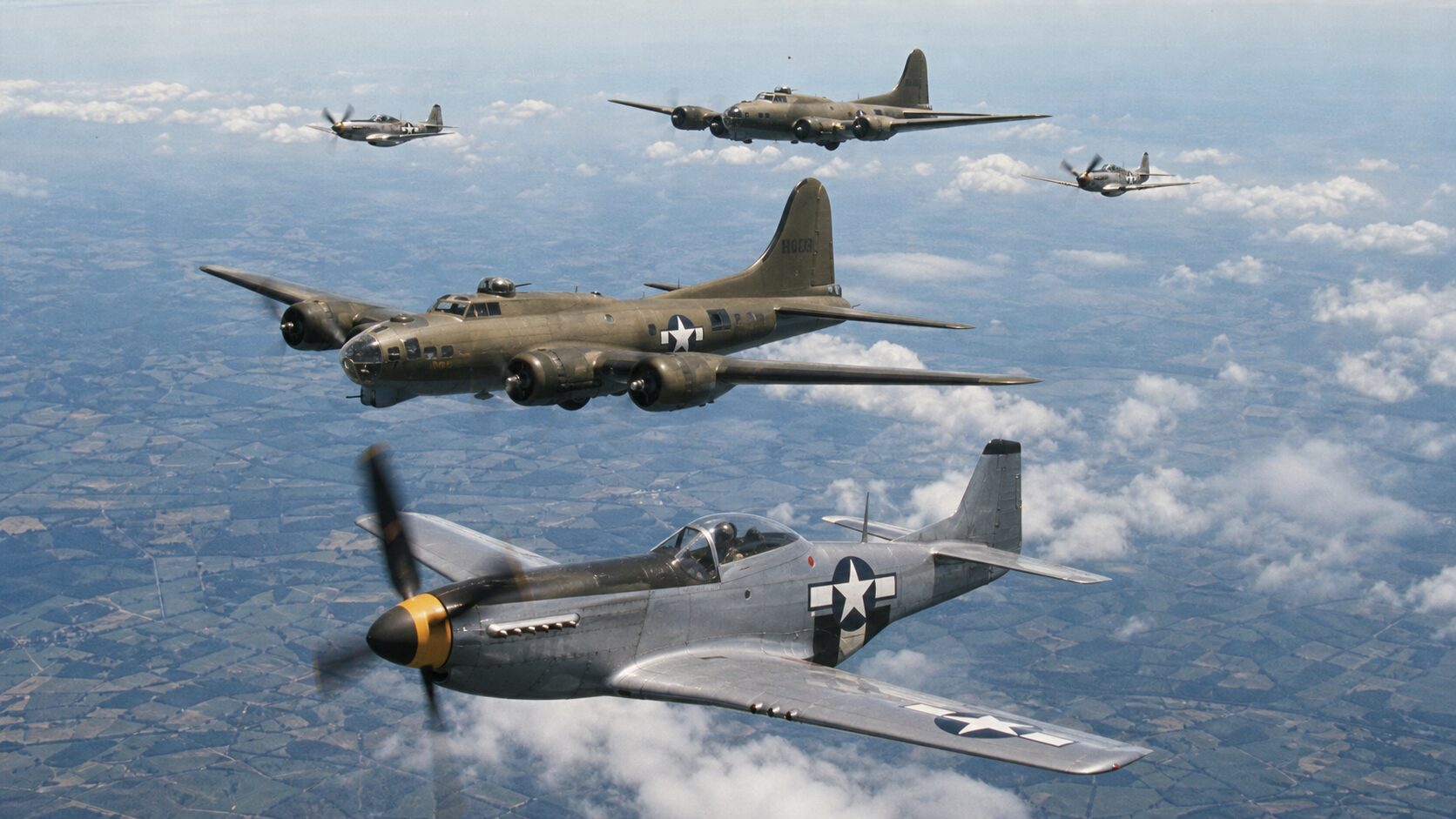 バブルキャノピーを備えたP-51Dの操縦席