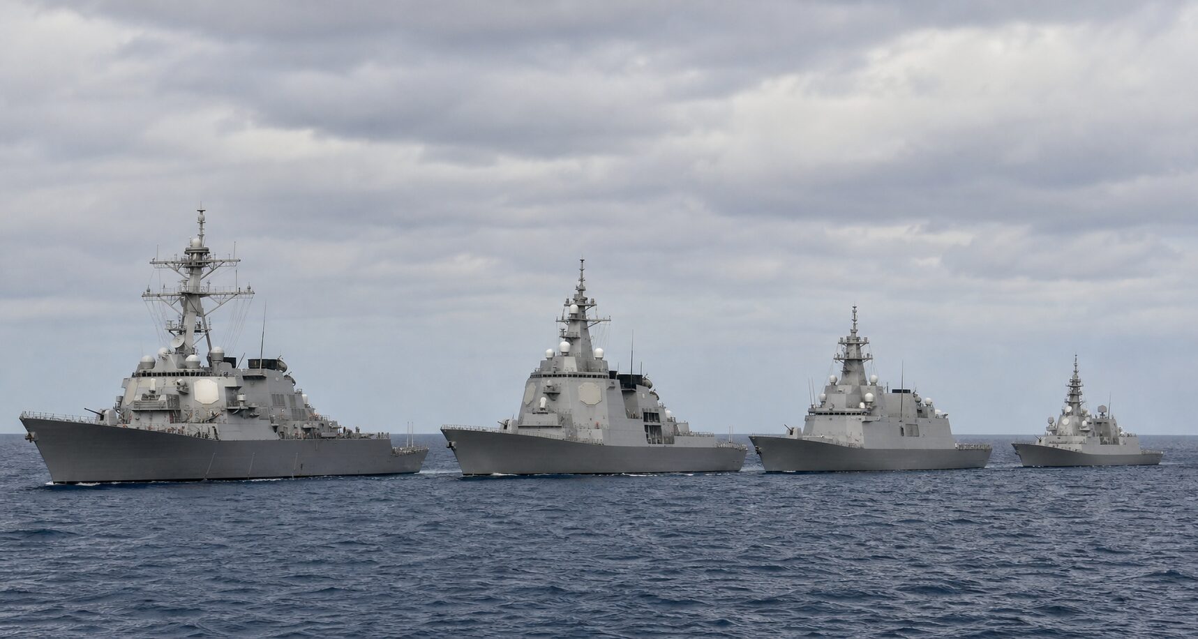 規模の異なるイージス艦・防空艦を比較するイメージ