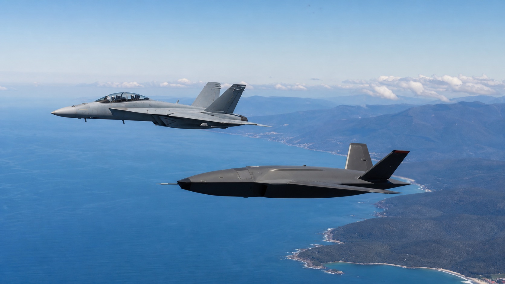 有人戦闘機と編隊飛行するMQ-28級無人航空機