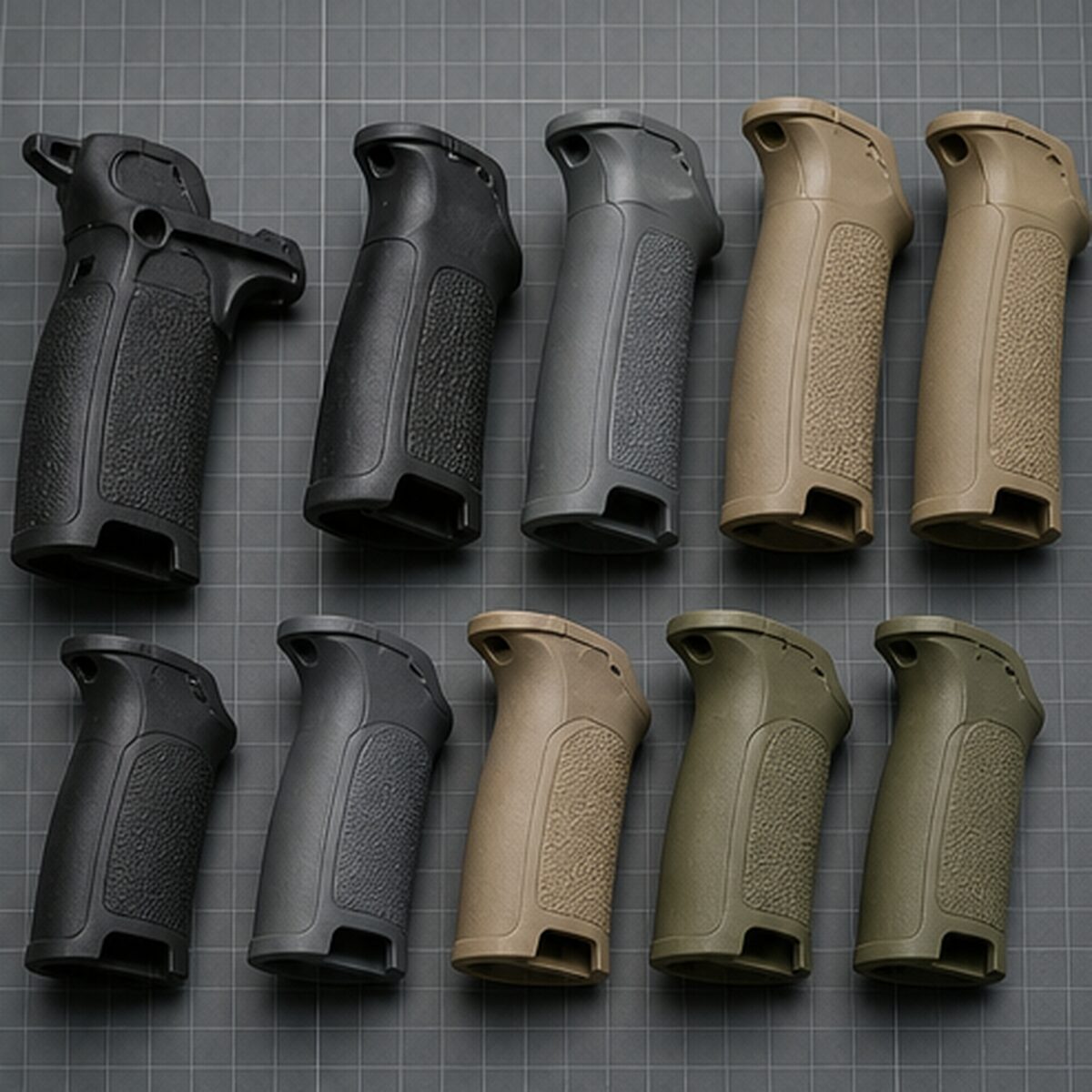 SIG P320用グリップモジュールのサイズと色の比較