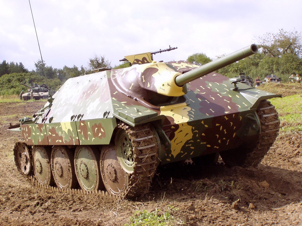 レシャニ軍事技術博物館のヘッツァー。