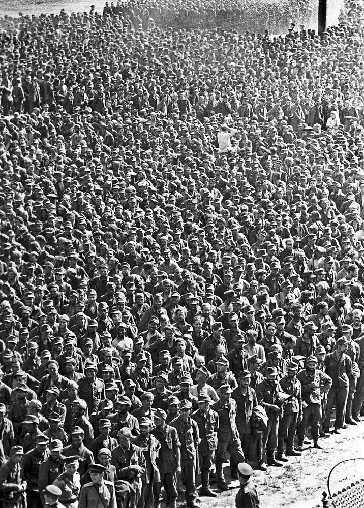 モスクワを行進するドイツ軍捕虜(1944年7月17日)