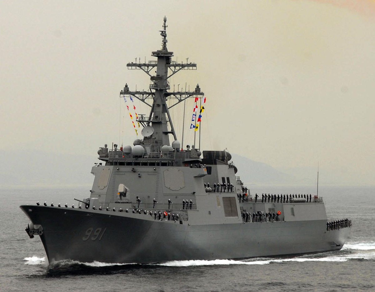 韓国海軍のイージス駆逐艦世宗大王