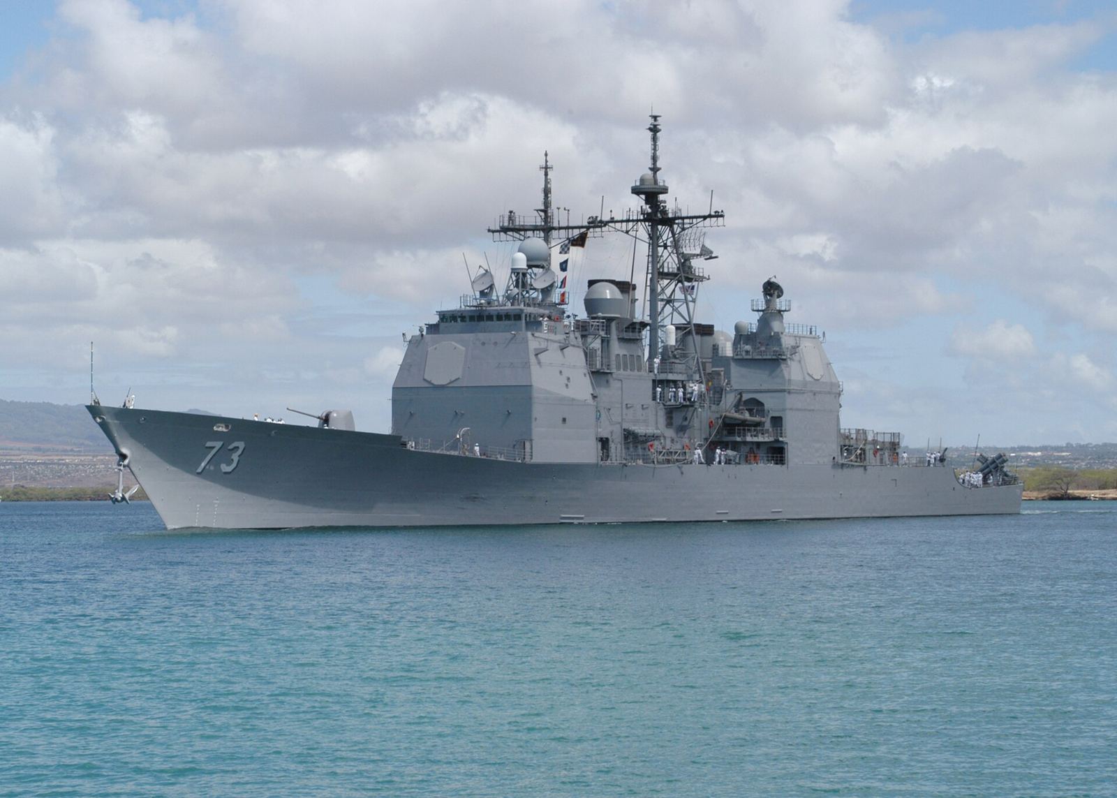 タイコンデロガ級巡洋艦ポート・ロイヤル(CG-73)。