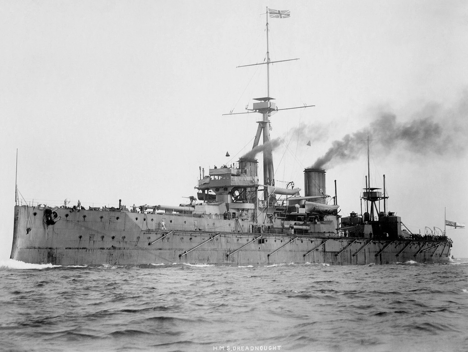 戦艦ドレッドノート。1906〜1907年ごろの撮影。