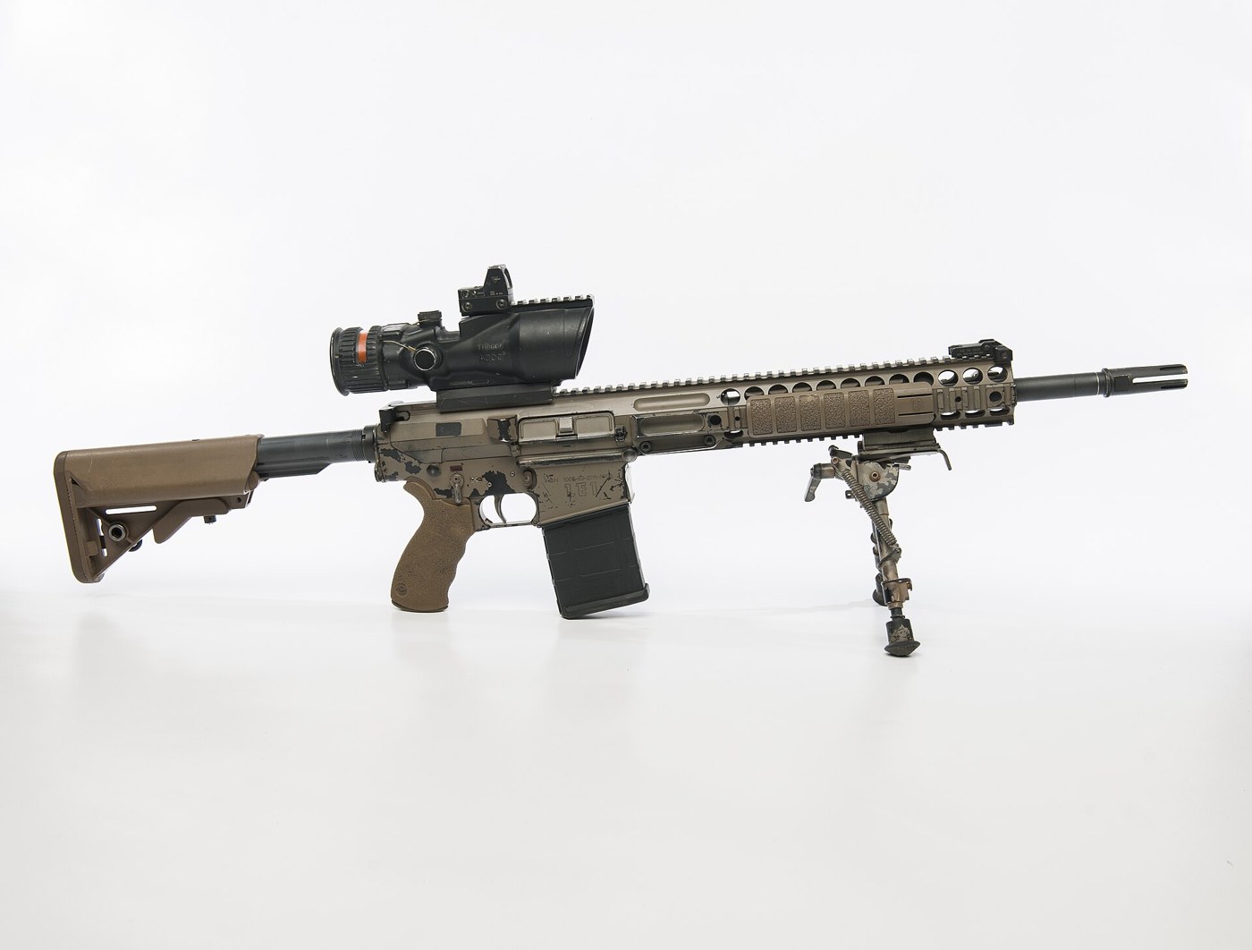 英国軍のL129A1シャープシューター・ライフル。