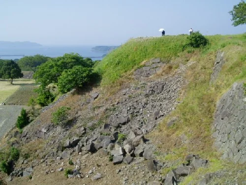 肥前名護屋城の本丸跡